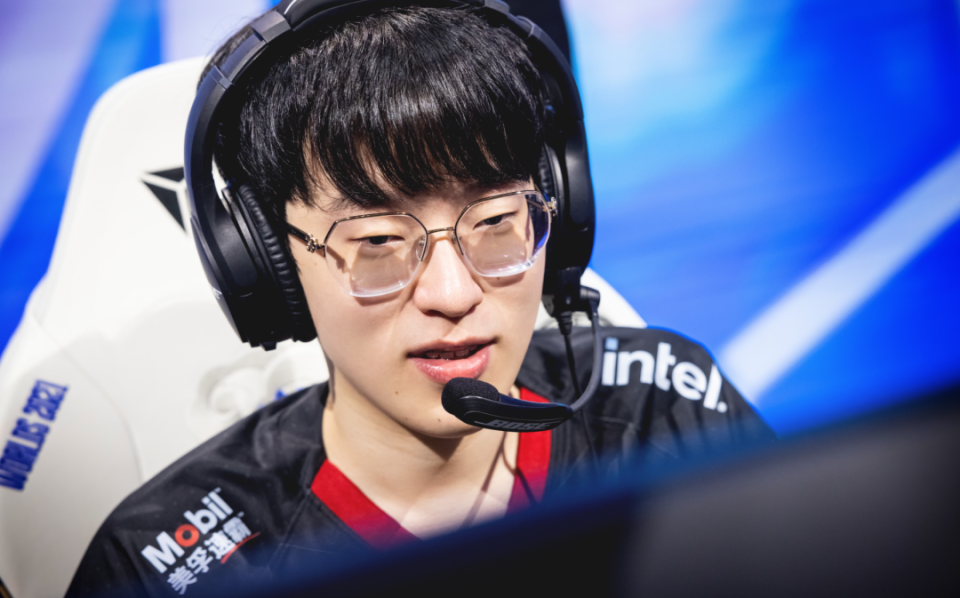 Scout官方宣布大比分获胜新规,巴黎圣日耳曼引发争议!气势如虹延续(利雅得全明星vs巴黎圣日耳曼) Scout官方宣布大比分获胜新规,巴黎圣日耳曼引发争议!气势如虹延续(利雅得全明星vs巴黎圣日耳曼)