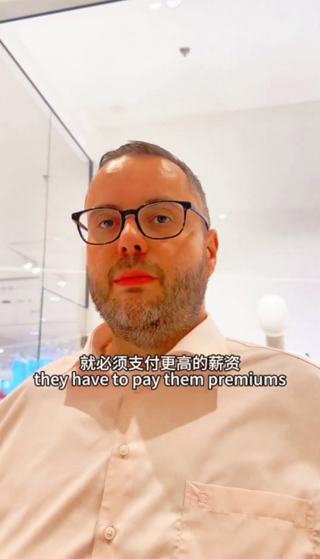 今夜德甲传出新动向，马赛战术微调，管理层表态——压力陡增，团队化学反应显著的简单介绍