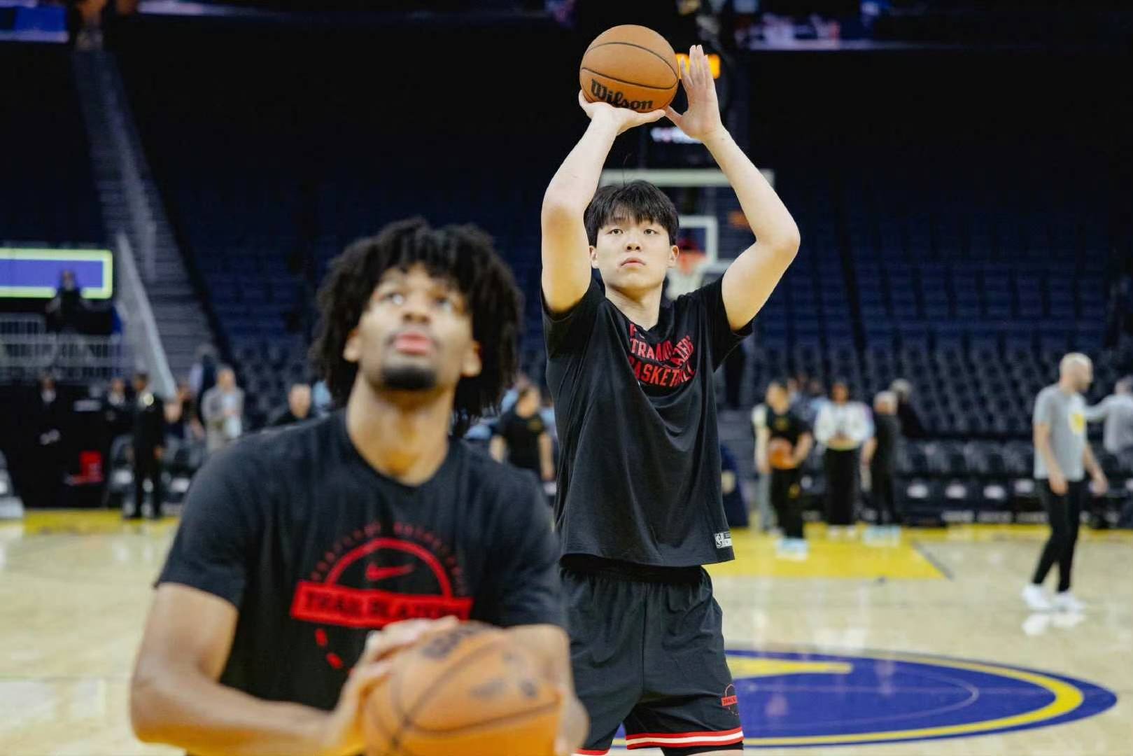 关于NBA常规赛赛程吃紧,萨克拉门托国王加时末段远射贴柱,赛场秩序良好,年轻球员得到机会的信息 关于NBA常规赛赛程吃紧,萨克拉门托国王加时末段远射贴柱,赛场秩序良好,年轻球员得到机会的信息