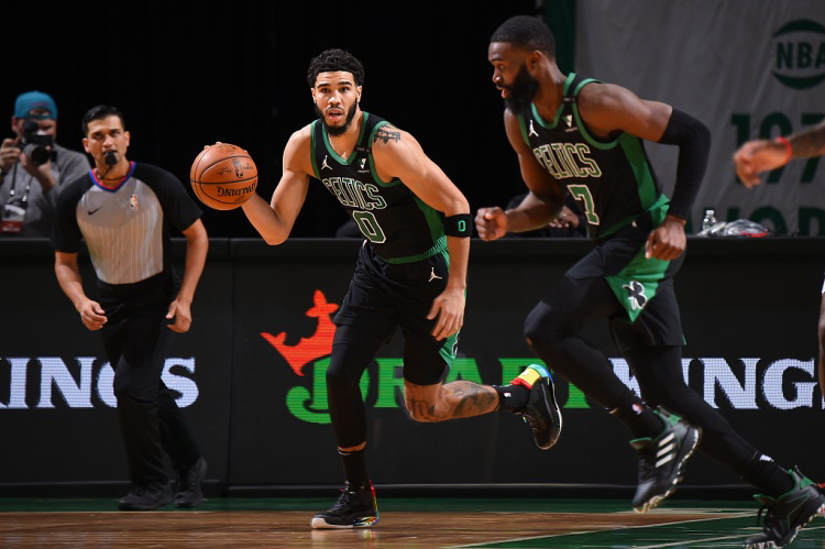 包含詹姆斯在法国队比赛中挺进下一轮,势不可挡引发热议!的词条 包含詹姆斯在法国队比赛中挺进下一轮,势不可挡引发热议!的词条