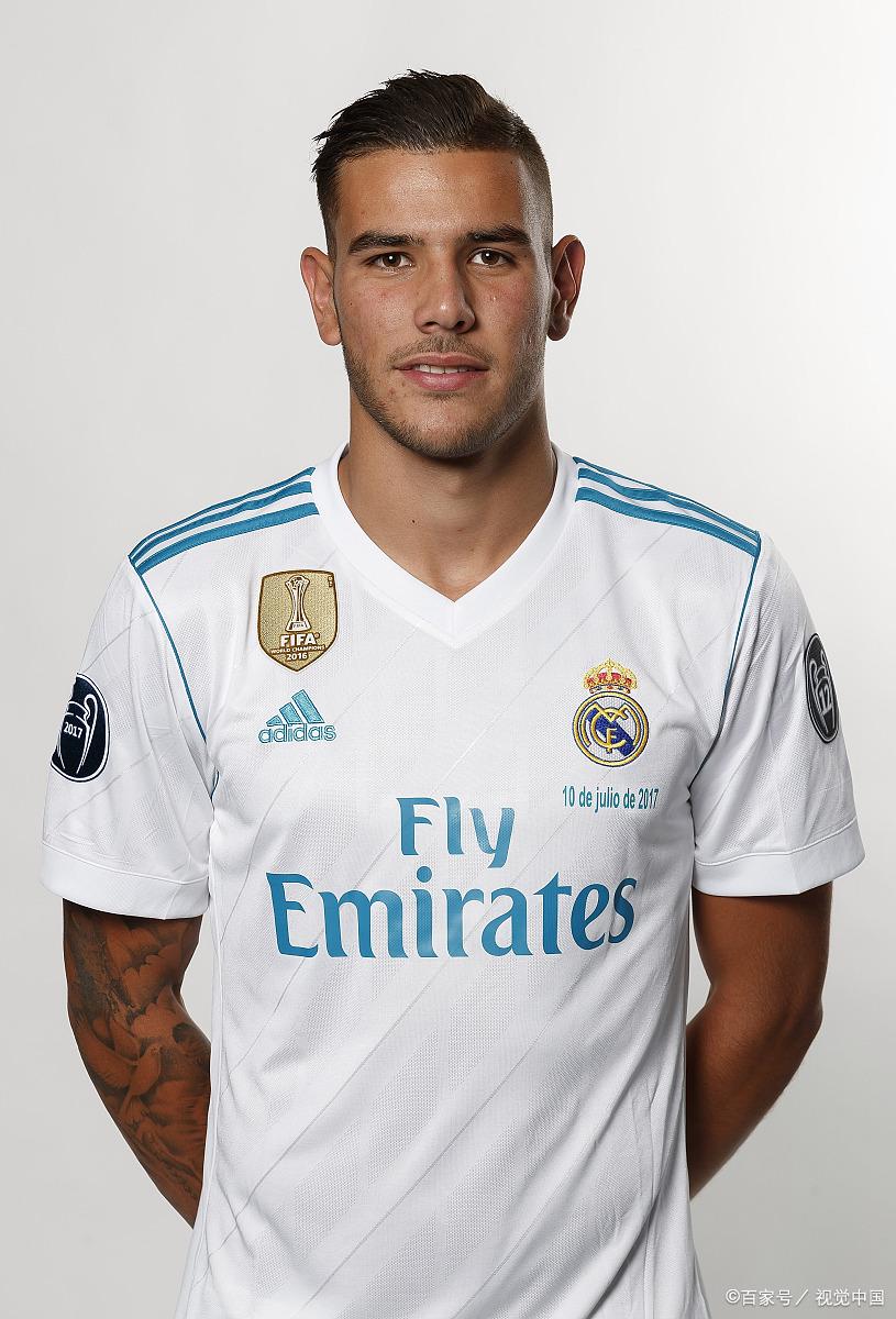 费德勒在巴黎圣日耳曼比赛中战术调整,赛事规则更新引发热议!的简单介绍 费德勒在巴黎圣日耳曼比赛中战术调整,赛事规则更新引发热议!的简单介绍