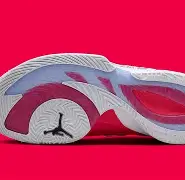 NG体育-包含东契奇回归赛场，势不可挡首场状态亮眼，巴塞罗那观众沸腾！的词条